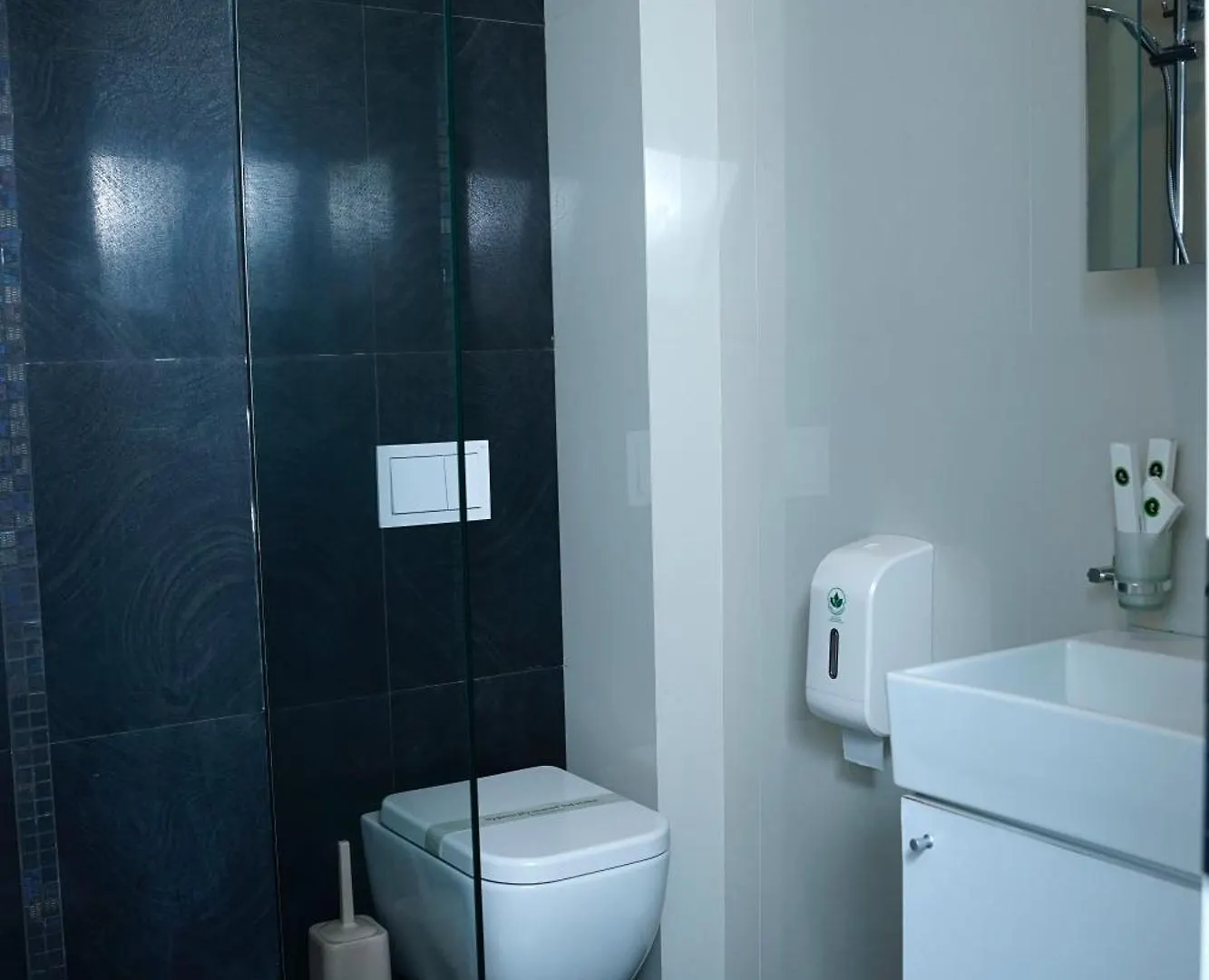 Atrium Deluxe Resort Golem  Golem (Tirana)