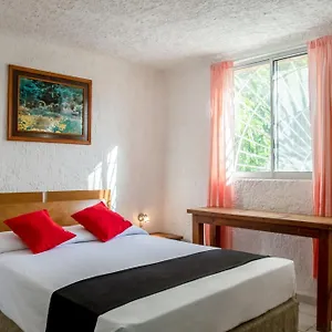 Hotel Capital O Farallon Inn, Cancun
